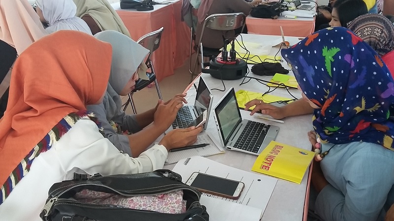 Cara Indosat Ooredoo Berdayakan Perempuan Indonesia