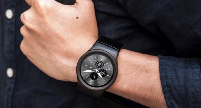 Blocks, Smartwatch Modular Pertama