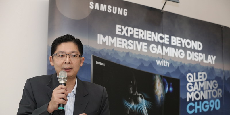 Main Game Lebih Spektakuler dengan Samsung QLED Gaming Monitor CHG90