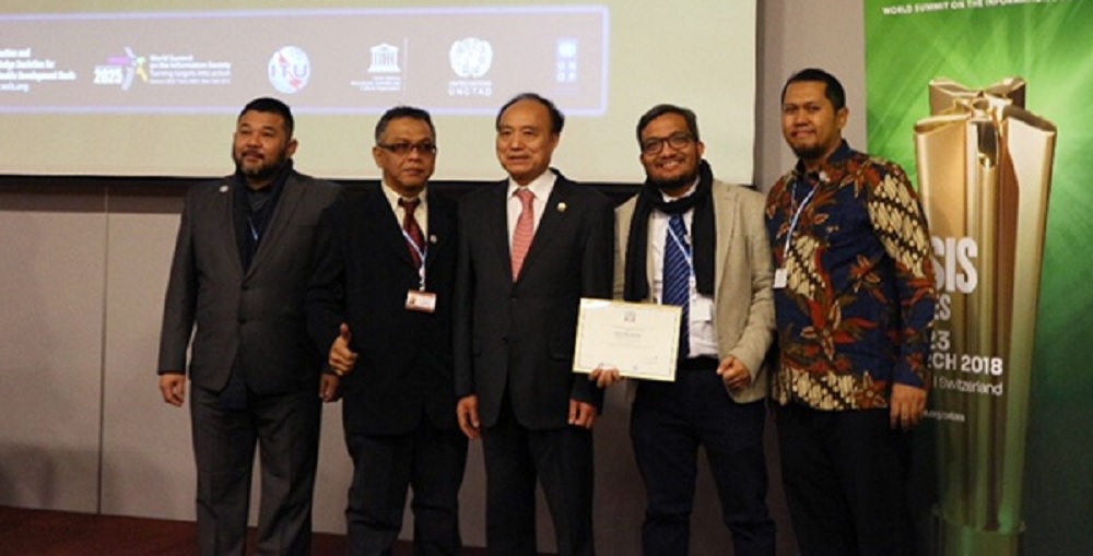 CSR Telkomsel “Baktiku Negeriku” Raih Predikat Juara Tingkat Dunia