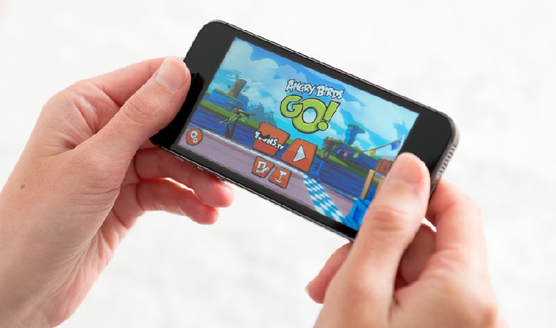 Ponsel Cepat Panas Saat Main Game? Lakukan 5 Tips Ini