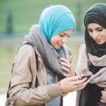 smartphone saat ngebuburit