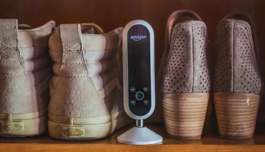 Kamera Selfie Amazon Echo Look Sudah Dijual