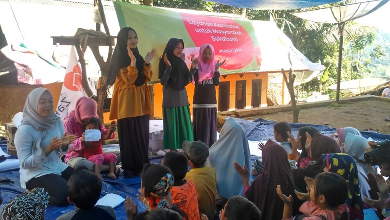 Indosat Ooredoo Terjunkan Mobil Klinik di Sukabumi