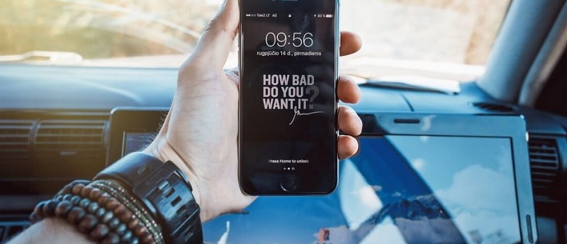 Ponsel BM Rugikan Negara Rp 2,8 Triliun