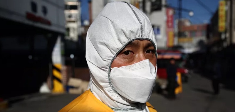 Bantu Cegah Virus Corona, Smartfren Distribusikan Masker