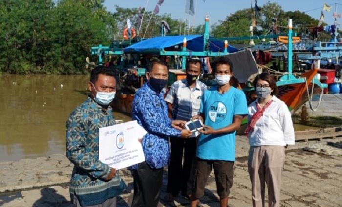XL Axiata Ajarkan Aplikasi Laut Nusantara ke Nelayan Subang