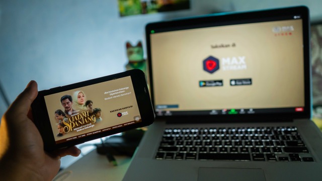 MAXStream Telkomsel Persembahkan film Sajadah Panjang