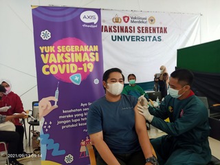 Vaksinasi Axis untuk Pelajar dan Mahasiswa