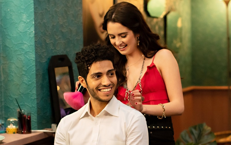 Netflix Film Club: The Royal Treatment,  Cinderella si Penata Rambut