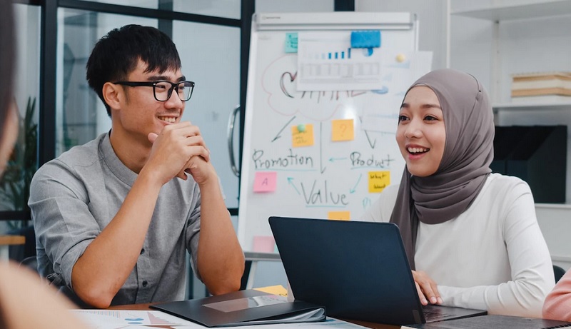 Kerja Sama XL Axiata dan Microsoft untuk Perempuan