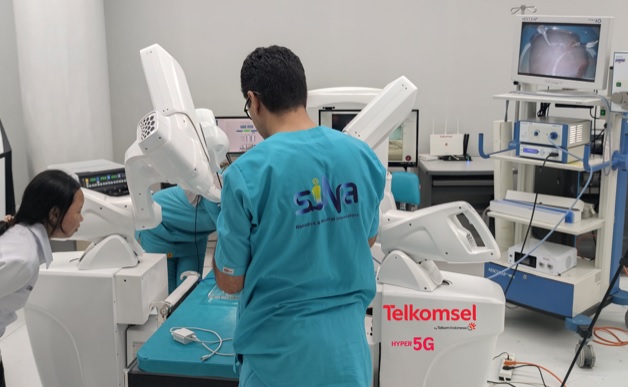 Telkomsel Ikut Uji Coba Robotic Telesurgery