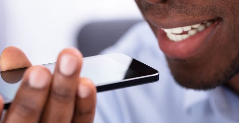 Tips Kenali Ponselmu: Lubang Kecil di Bawah Ponsel