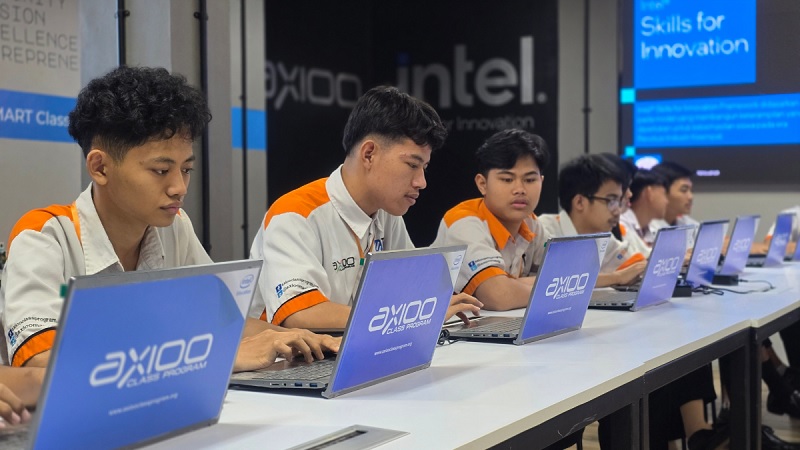 Axioo Smart Classroom untuk SMK Islam Ruhama