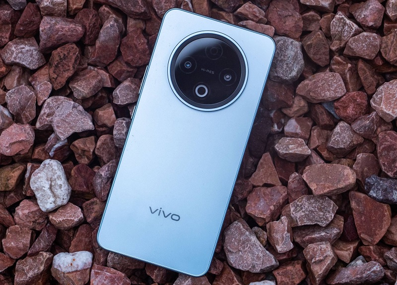 Vivo Y500: Smartphone Tahan Banting dengan Baterai Jumbo