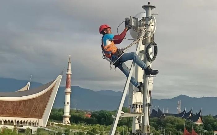 XLSMART Raih Pertumbuhan Double Digit Pasca Merger di 2025