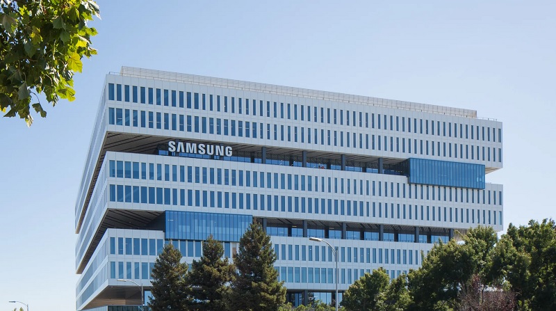 Samsung Catatkan Rekor Laba Semikonduktor di Tengah Tekanan Bisnis Ponsel